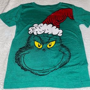 Used kids Grinch shirt